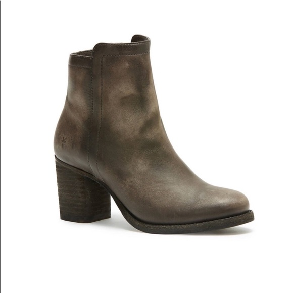 Frye Shoes - SOLD!Frye Addie Inside Zip Smoke Boots